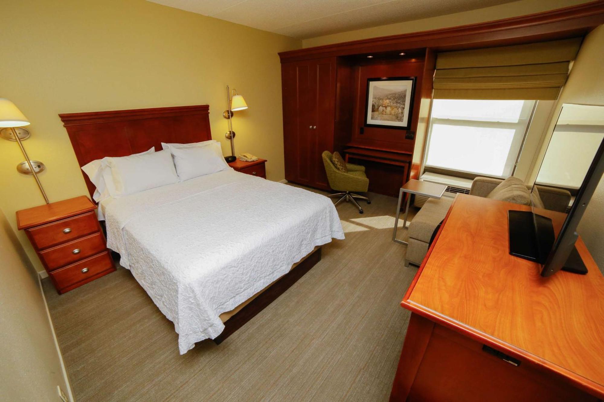 Hampton Inn Franklin, Nc Экстерьер фото