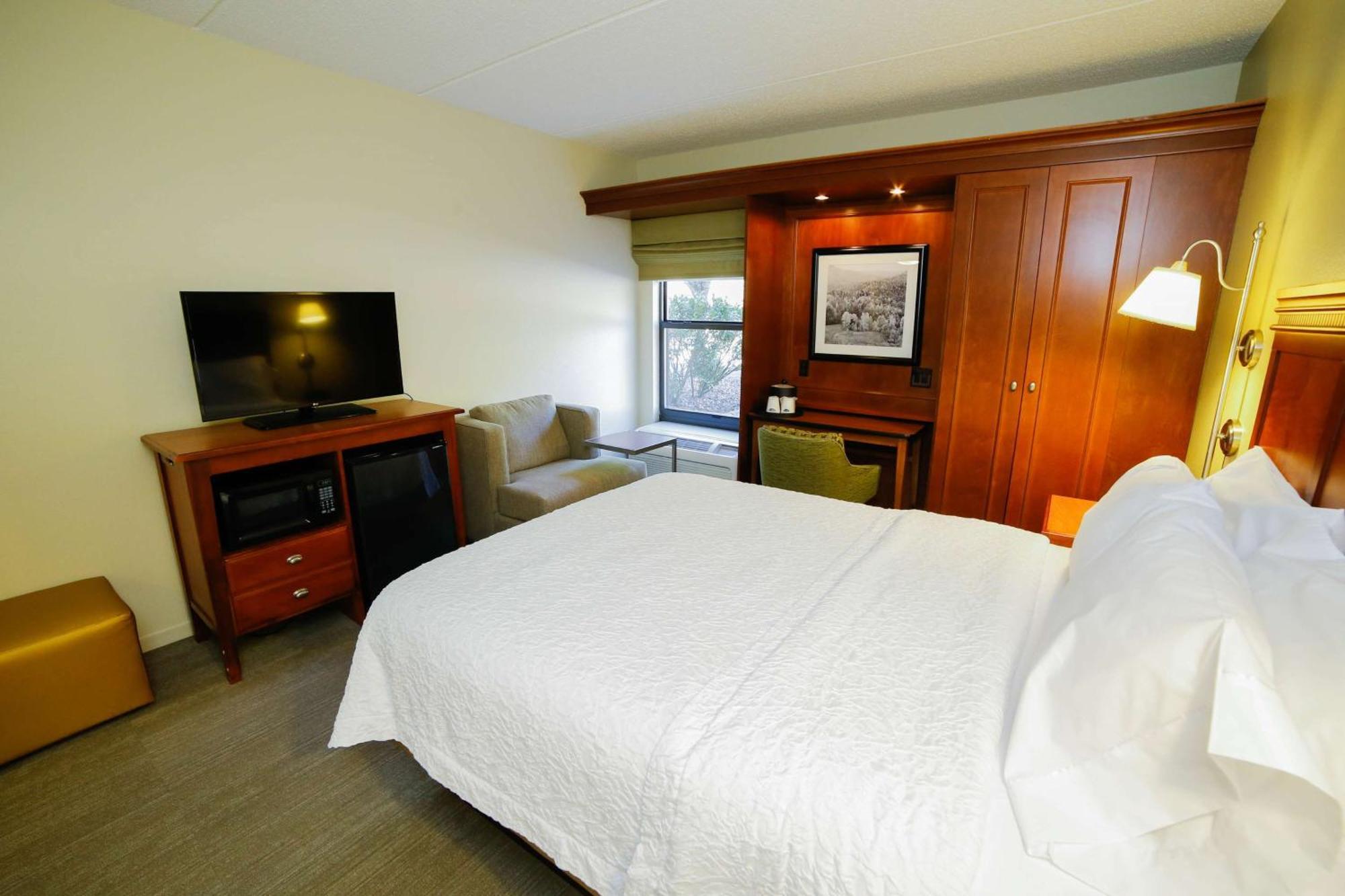 Hampton Inn Franklin, Nc Экстерьер фото