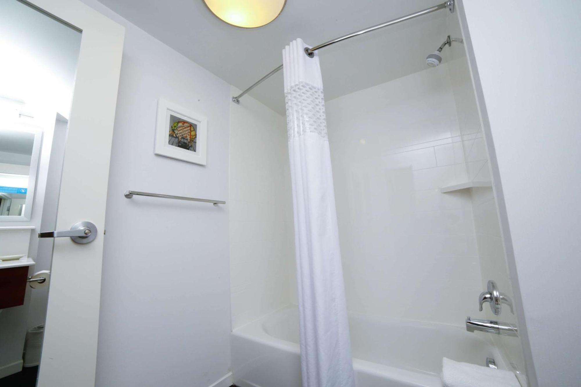 Hampton Inn Franklin, Nc Экстерьер фото
